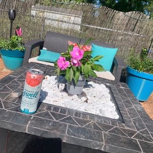 Meet your Posher, Devra